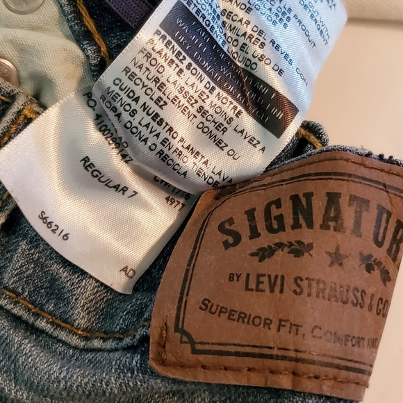 Levi's Skinny Jeans - Picture 3 of 14